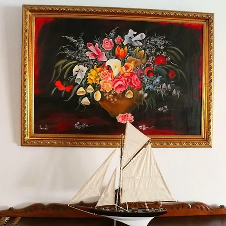 Guest house Limmo Garden Cascais